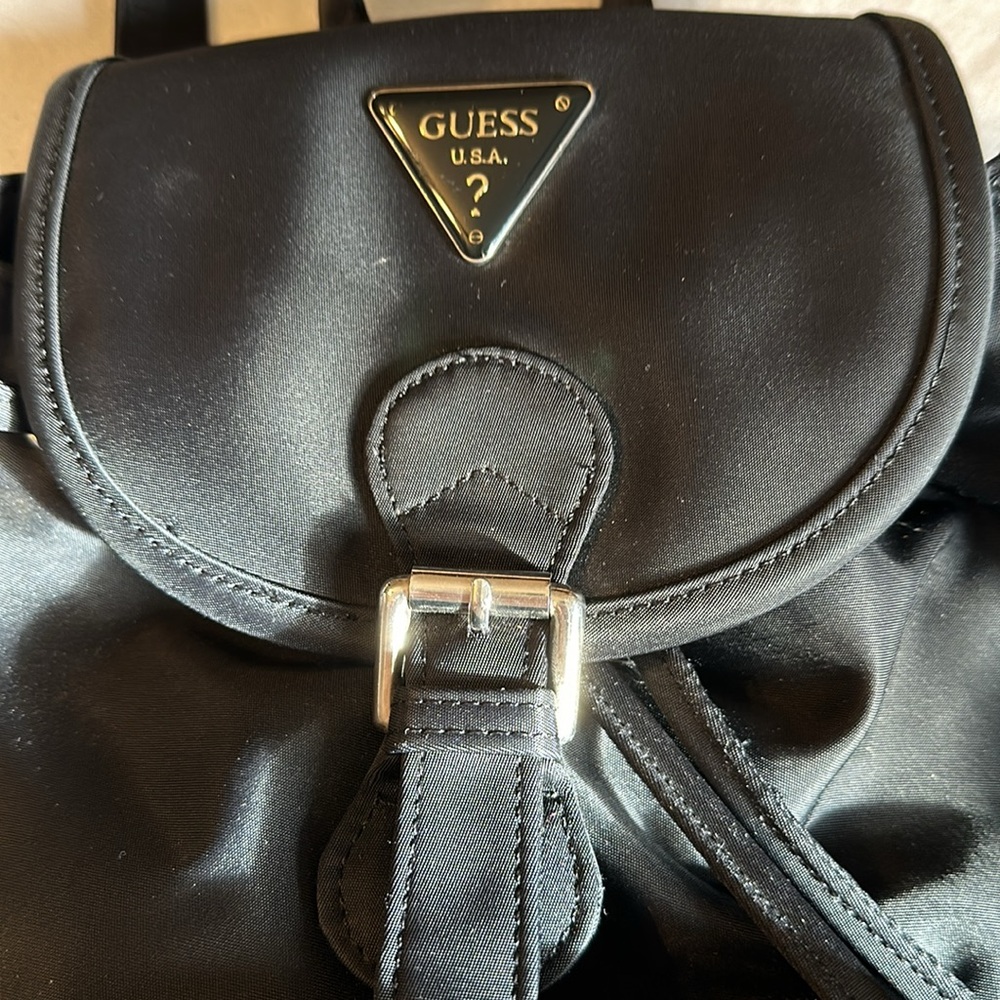 Guess Backpack purse. - Picture 2 of 5